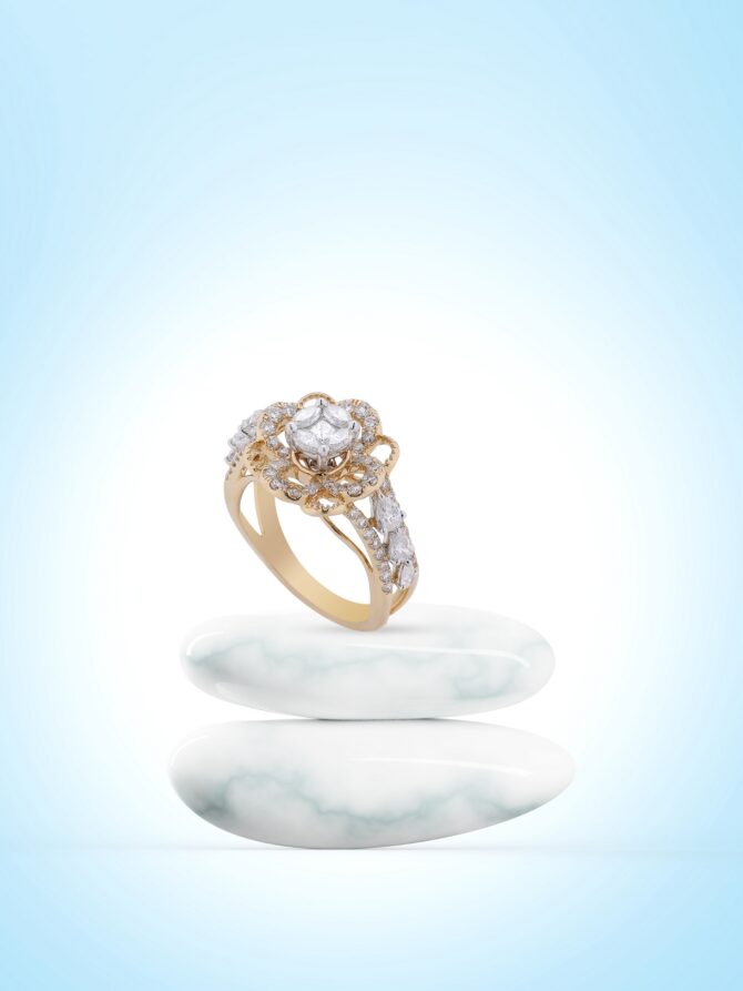 Samriddhi Jewellers - Vintage Floral Diamond Majesty Ring