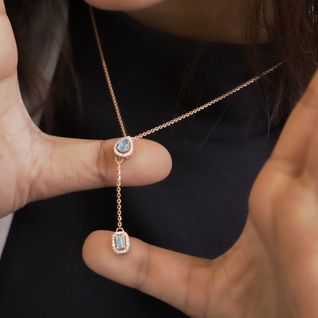 Samriddhi-Aquamarine-Elegance-Lariat-Necklace