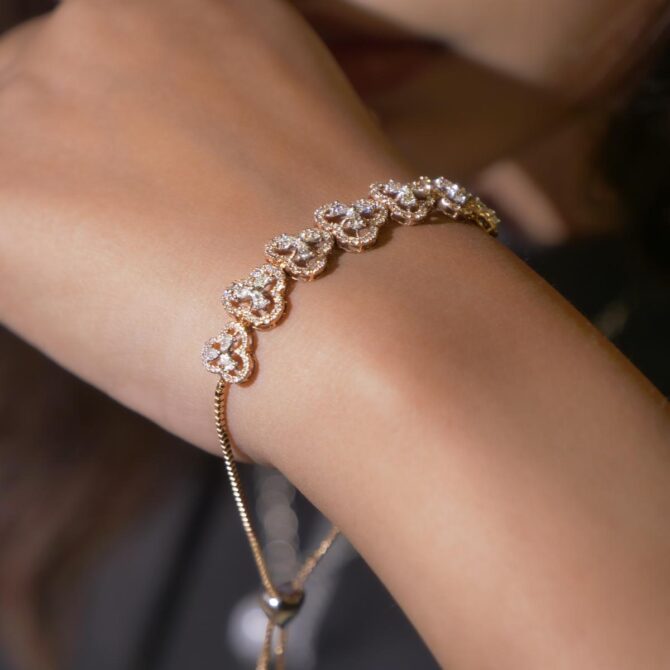 Samriddhi-Eternal Sparkle Clover Chain Bracelet