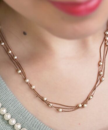 Samriddhi-Pearlescent-Grace-Layered-Necklace