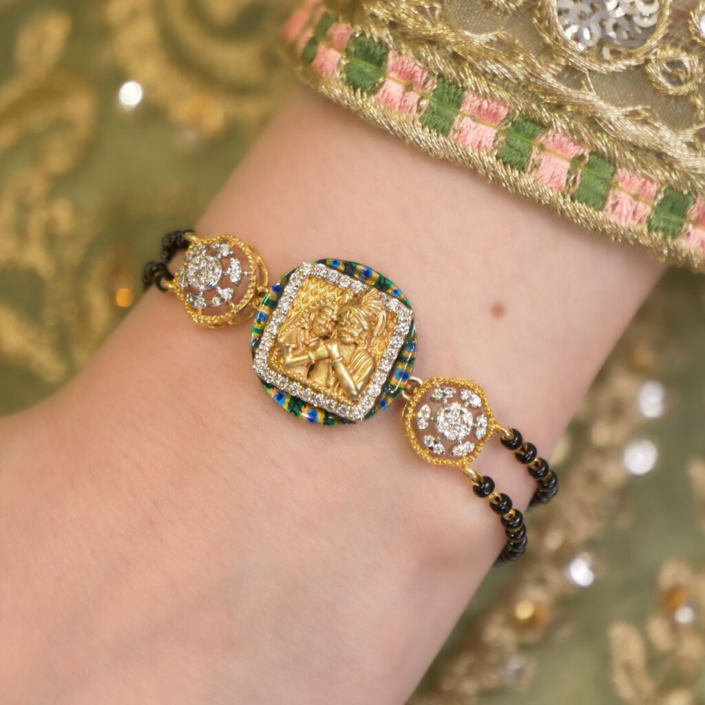 Samriddhi-Regal-Emblem-Beaded-Bracelet