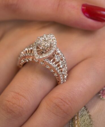 Samriddhi-Rose Radiance Diamond Ring