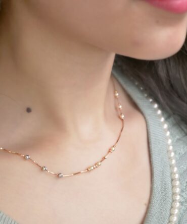 Samriddhi-Twinkling-Rose-Gold-Beaded-Necklace