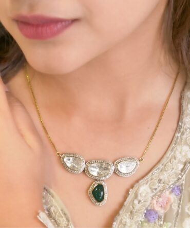 Samriddhi-Verdant-Mystery-Drop-Necklace